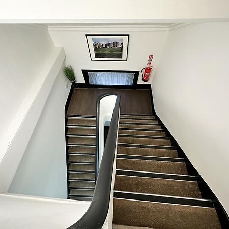 Mulberry Aparthotel Newcastle Гейтсхед Экстерьер фото